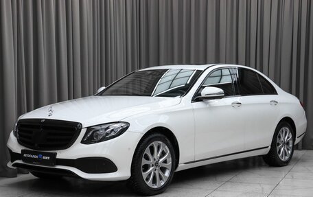 Mercedes-Benz E-Класс, 2019 год, 3 990 000 рублей, 1 фотография