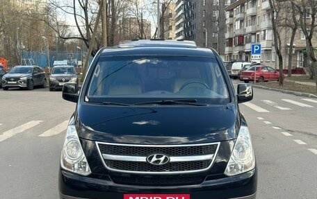 Hyundai Grand Starex Grand Starex I рестайлинг 2, 2011 год, 1 445 000 рублей, 3 фотография