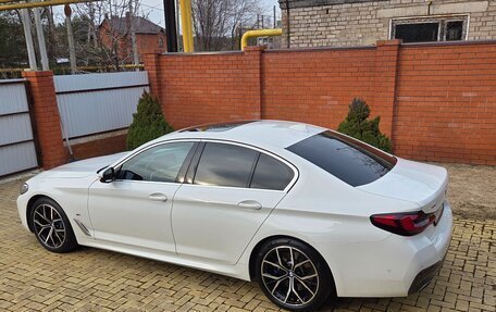 BMW 5 серия, 2021 год, 5 800 000 рублей, 4 фотография