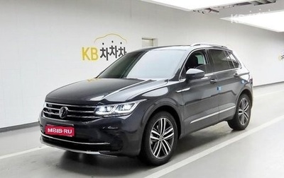 Volkswagen Tiguan II, 2022 год, 3 500 000 рублей, 1 фотография