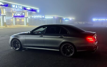 Mercedes-Benz E-Класс AMG, 2018 год, 5 500 000 рублей, 8 фотография