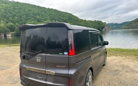 Honda Stepwgn IV, 2015 год, 1 700 000 рублей, 1 фотография