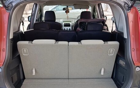 Mazda Premacy III, 2006 год, 690 000 рублей, 13 фотография