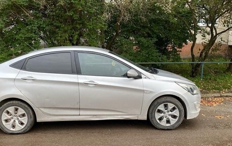 Hyundai Solaris II рестайлинг, 2016 год, 480 000 рублей, 3 фотография