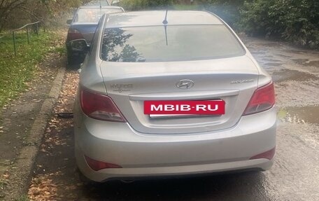 Hyundai Solaris II рестайлинг, 2016 год, 480 000 рублей, 2 фотография