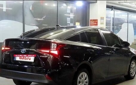 Toyota Prius IV XW50, 2021 год, 2 080 000 рублей, 4 фотография