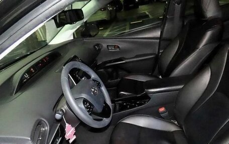 Toyota Prius IV XW50, 2021 год, 2 080 000 рублей, 15 фотография