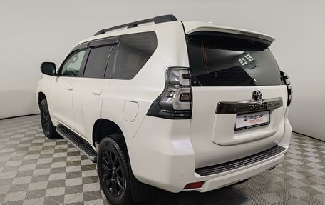 Toyota Land Cruiser Prado 150 рестайлинг 2, 2021 год, 5 749 000 рублей, 7 фотография