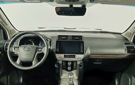 Toyota Land Cruiser Prado 150 рестайлинг 2, 2021 год, 5 749 000 рублей, 14 фотография
