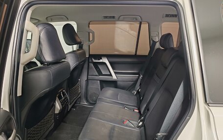 Toyota Land Cruiser Prado 150 рестайлинг 2, 2021 год, 5 749 000 рублей, 12 фотография