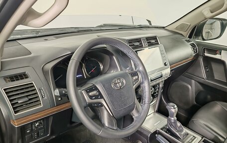 Toyota Land Cruiser Prado 150 рестайлинг 2, 2021 год, 5 749 000 рублей, 19 фотография