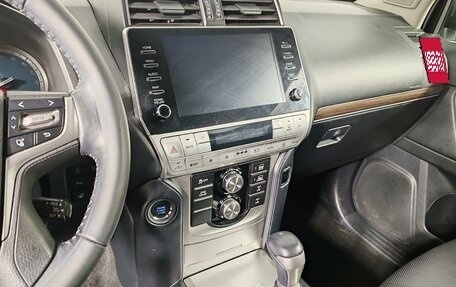 Toyota Land Cruiser Prado 150 рестайлинг 2, 2021 год, 5 749 000 рублей, 18 фотография