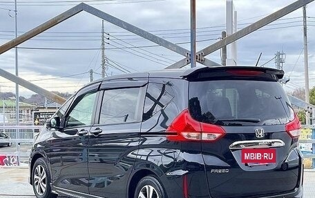 Honda Freed II, 2019 год, 1 300 000 рублей, 4 фотография