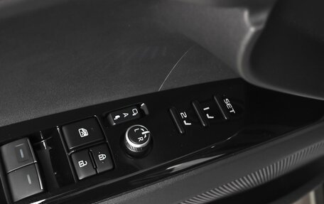 Toyota Camry, 2026 год, 4 420 000 рублей, 24 фотография