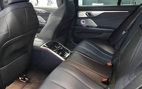 BMW 8 серия, 2023 год, 9 090 000 рублей, 8 фотография