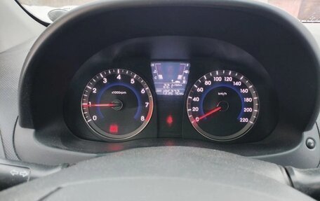 Hyundai Solaris II рестайлинг, 2011 год, 460 000 рублей, 3 фотография