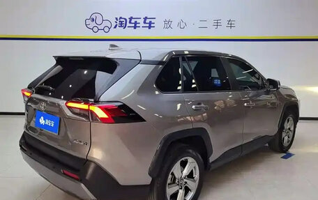 Toyota RAV4, 2021 год, 3 613 000 рублей, 3 фотография