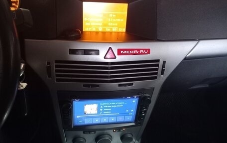 Opel Astra H, 2011 год, 560 000 рублей, 4 фотография