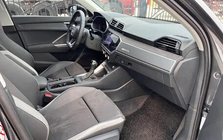Audi Q3, 2023 год, 2 410 000 рублей, 13 фотография