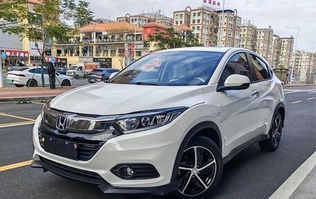 Honda Vezel, 2022 год, 1 475 000 рублей, 3 фотография