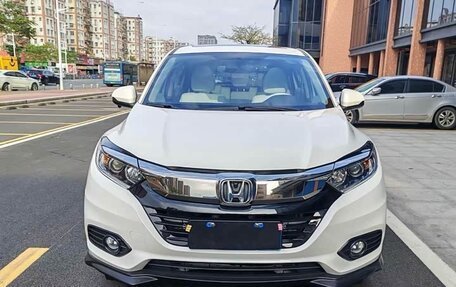 Honda Vezel, 2022 год, 1 475 000 рублей, 2 фотография