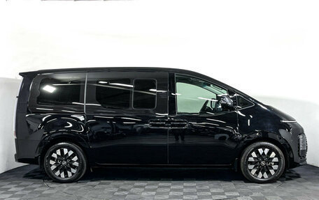 Hyundai Staria, 2024 год, 6 200 000 рублей, 4 фотография