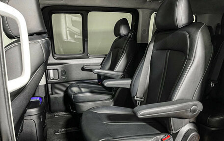 Hyundai Staria, 2024 год, 6 200 000 рублей, 10 фотография