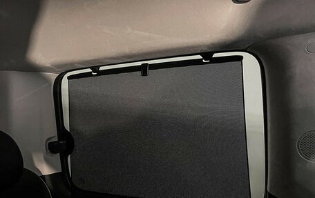 Hyundai Staria, 2024 год, 6 200 000 рублей, 23 фотография