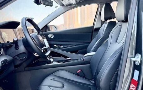 Hyundai Elantra, 2025 год, 1 794 000 рублей, 7 фотография