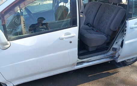 Nissan Prairie III, 1999 год, 350 000 рублей, 5 фотография