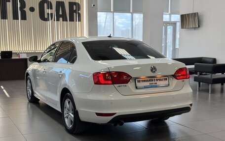 Volkswagen Jetta VI, 2012 год, 1 075 000 рублей, 3 фотография