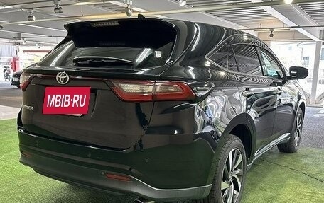 Toyota Harrier, 2017 год, 1 900 000 рублей, 3 фотография