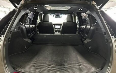 Toyota Harrier, 2017 год, 1 900 000 рублей, 6 фотография