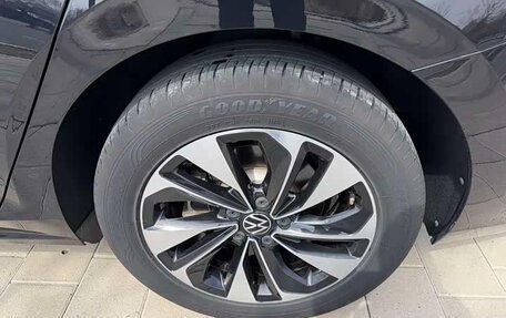 Volkswagen Passat B8 рестайлинг, 2023 год, 2 020 000 рублей, 20 фотография