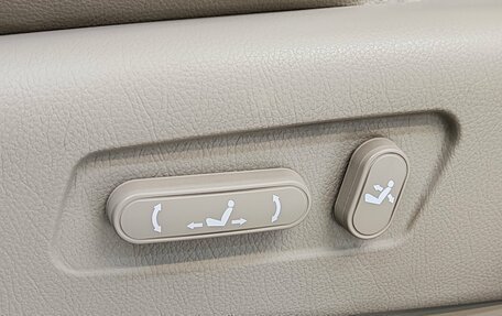 KIA Mohave I, 2010 год, 1 830 000 рублей, 17 фотография