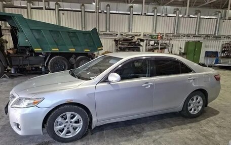 Toyota Camry, 2009 год, 800 000 рублей, 3 фотография