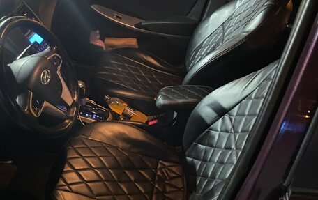 Hyundai Solaris II рестайлинг, 2011 год, 550 000 рублей, 6 фотография