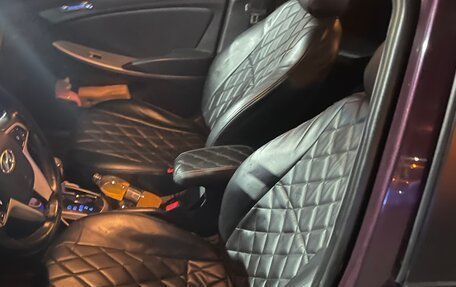 Hyundai Solaris II рестайлинг, 2011 год, 550 000 рублей, 7 фотография