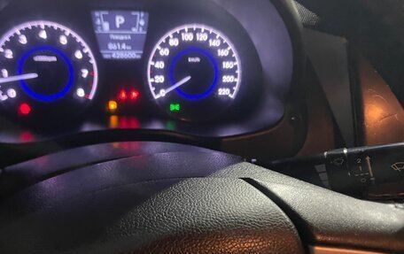 Hyundai Solaris II рестайлинг, 2011 год, 550 000 рублей, 5 фотография