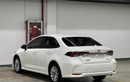 Toyota Corolla, 2022 год, 1 380 000 рублей, 3 фотография