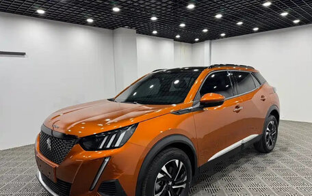 Peugeot 2008 II, 2022 год, 1 699 999 рублей, 3 фотография