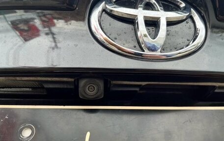 Toyota C-HR I рестайлинг, 2019 год, 1 650 000 рублей, 10 фотография