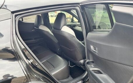 Toyota C-HR I рестайлинг, 2019 год, 1 650 000 рублей, 16 фотография