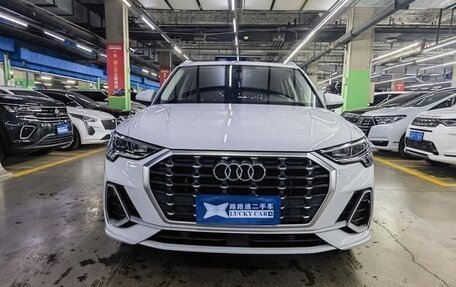 Audi Q3, 2019 год, 2 360 000 рублей, 2 фотография