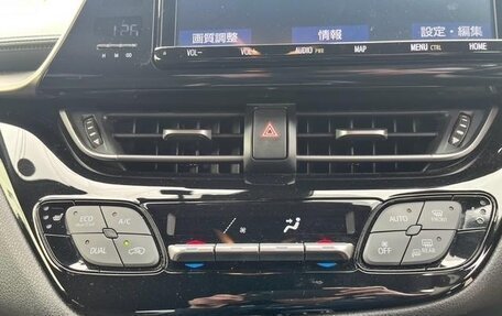 Toyota C-HR I рестайлинг, 2019 год, 1 650 000 рублей, 15 фотография