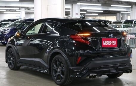 Toyota C-HR I рестайлинг, 2023 год, 1 835 000 рублей, 2 фотография