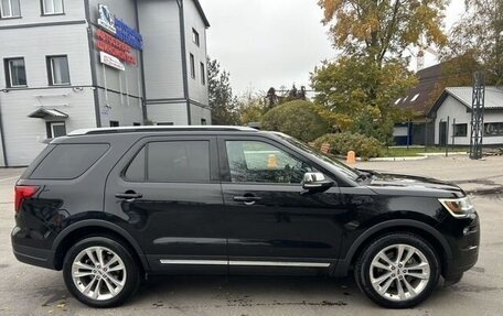 Ford Explorer VI, 2018 год, 2 590 000 рублей, 2 фотография