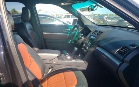 Ford Explorer VI, 2018 год, 2 590 000 рублей, 19 фотография