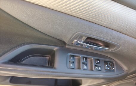 Mitsubishi Outlander III рестайлинг 3, 2017 год, 2 150 000 рублей, 6 фотография