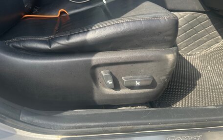 Toyota Camry, 2011 год, 1 800 000 рублей, 11 фотография